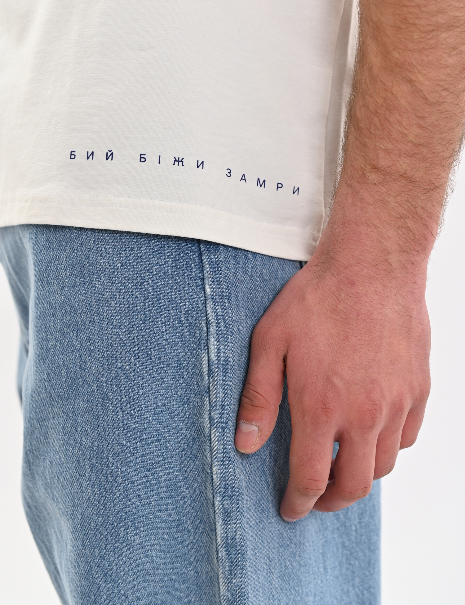 Картинка Футболка біла