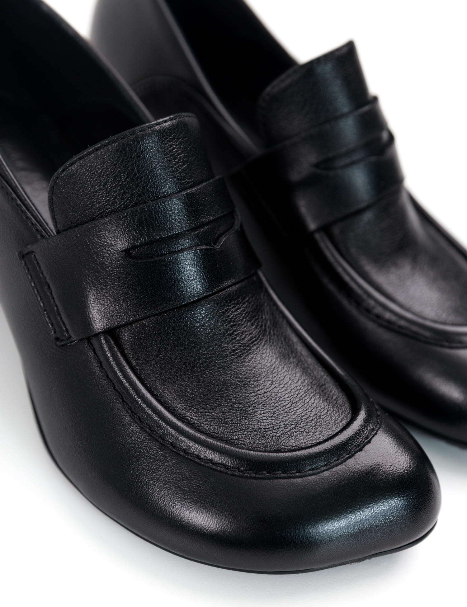 Картинка Туфлі чорні