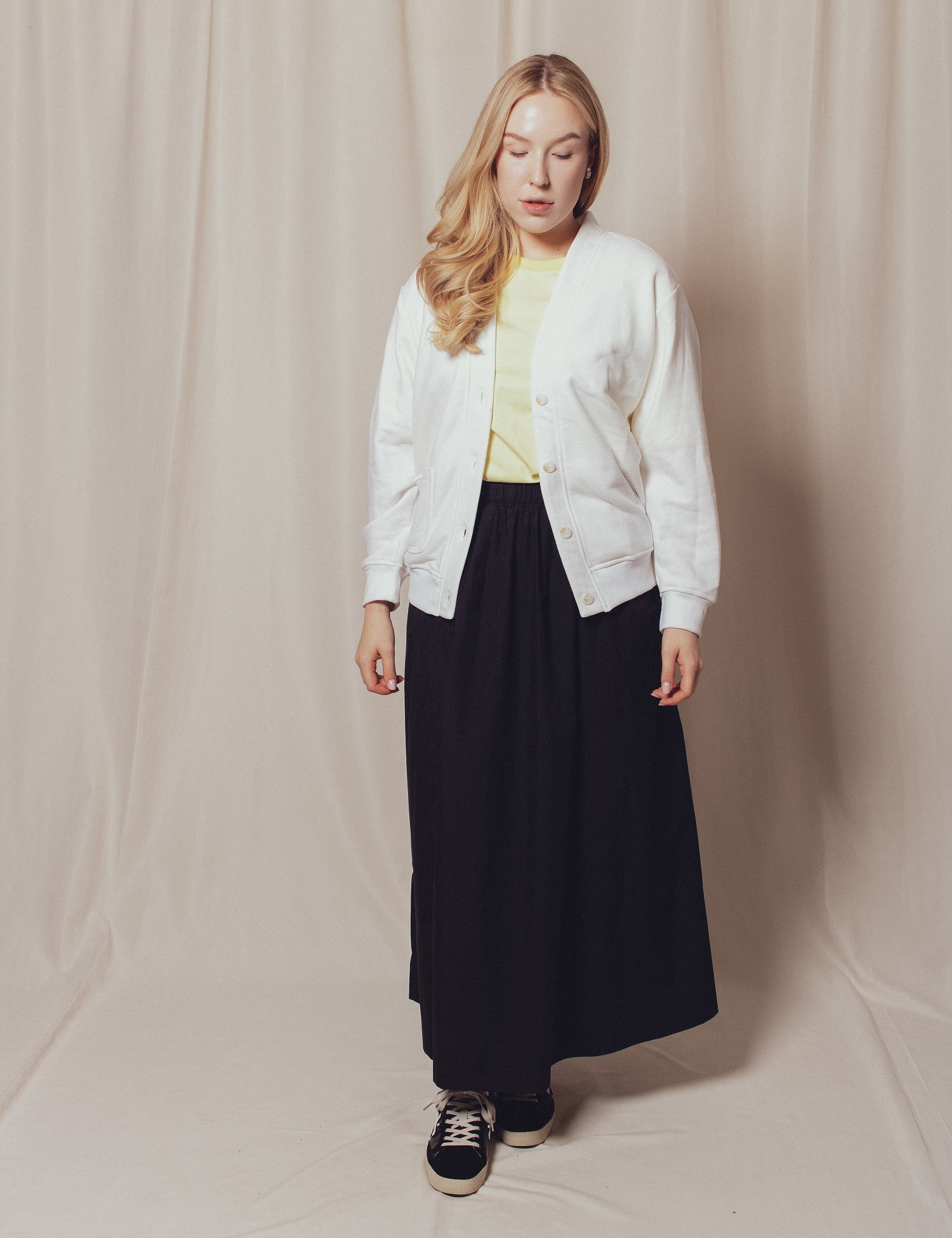 Картинка Кардиган білий