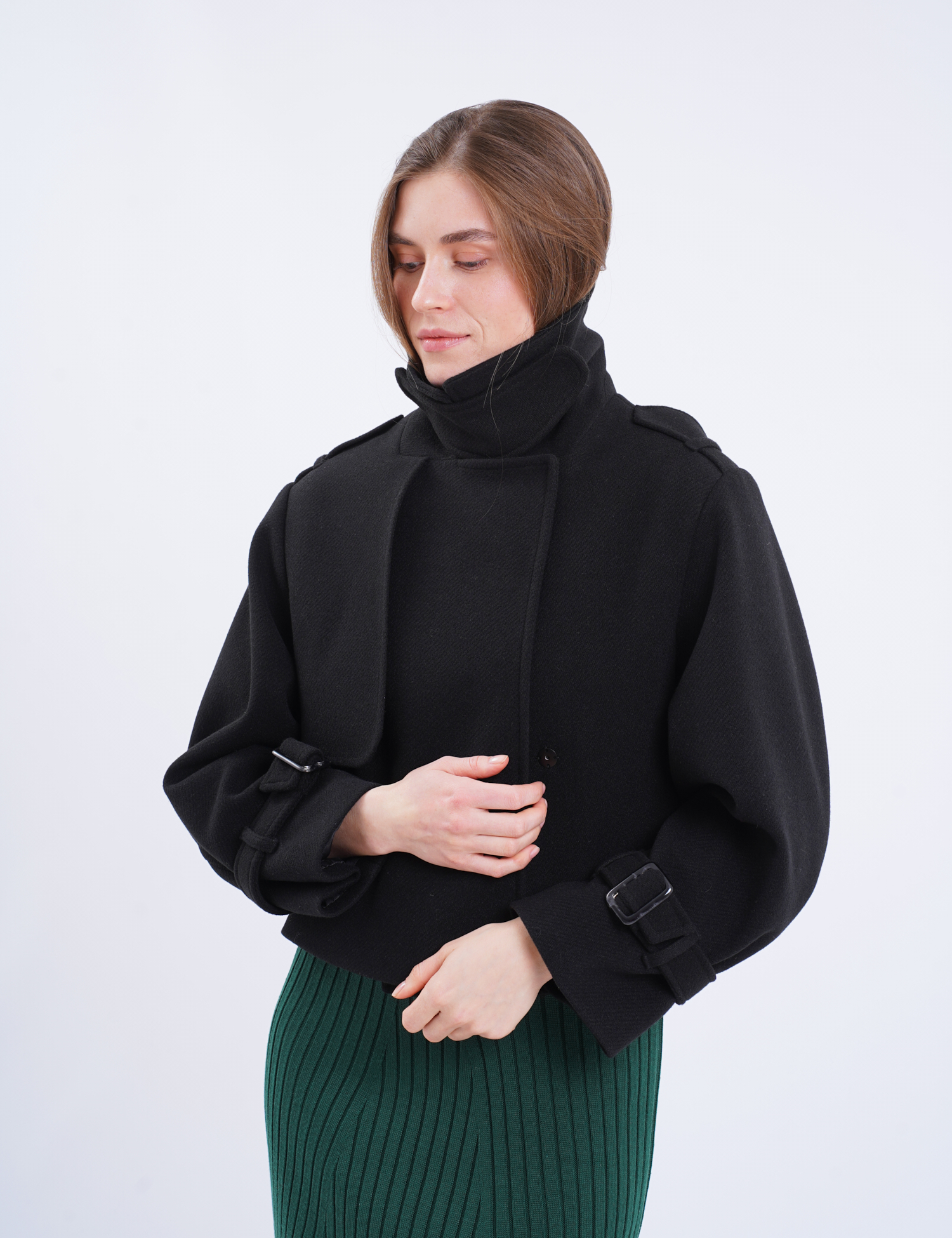 Картинка Пальто укорочене чорне