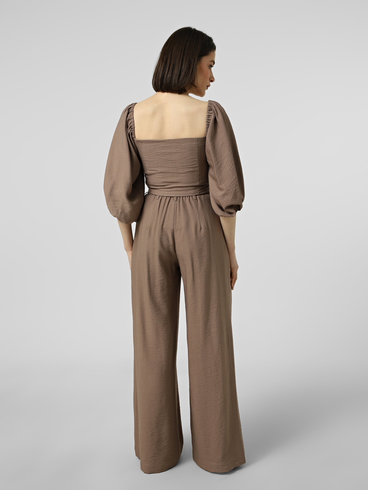 Картинка Топ бежевий