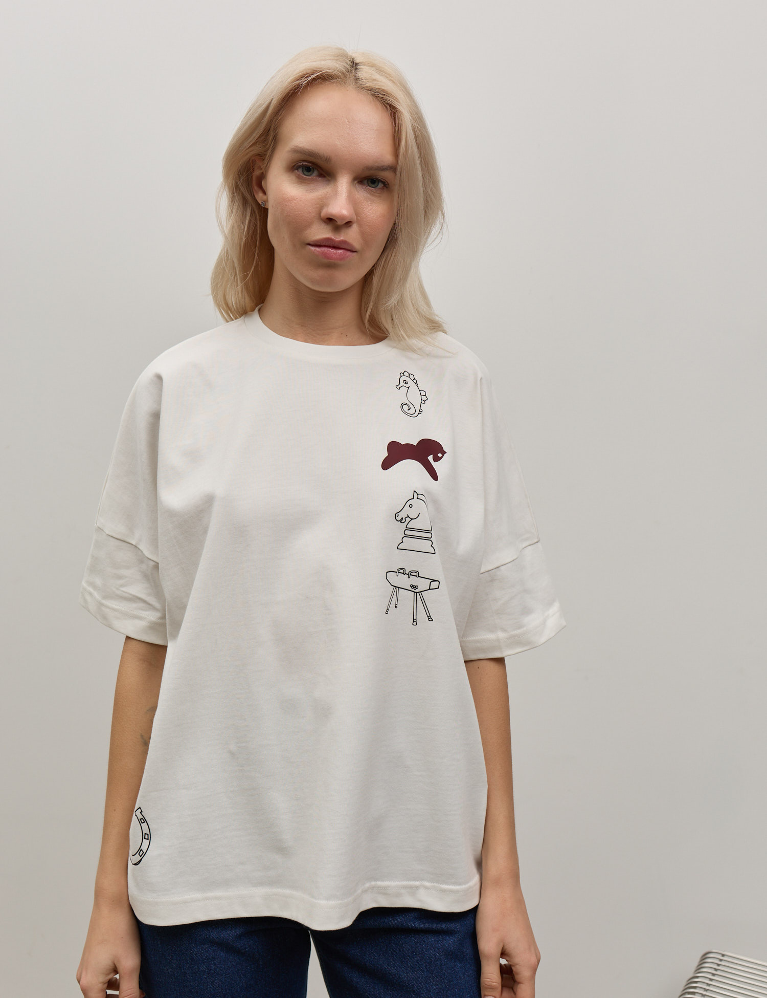 Картинка Футболка біла