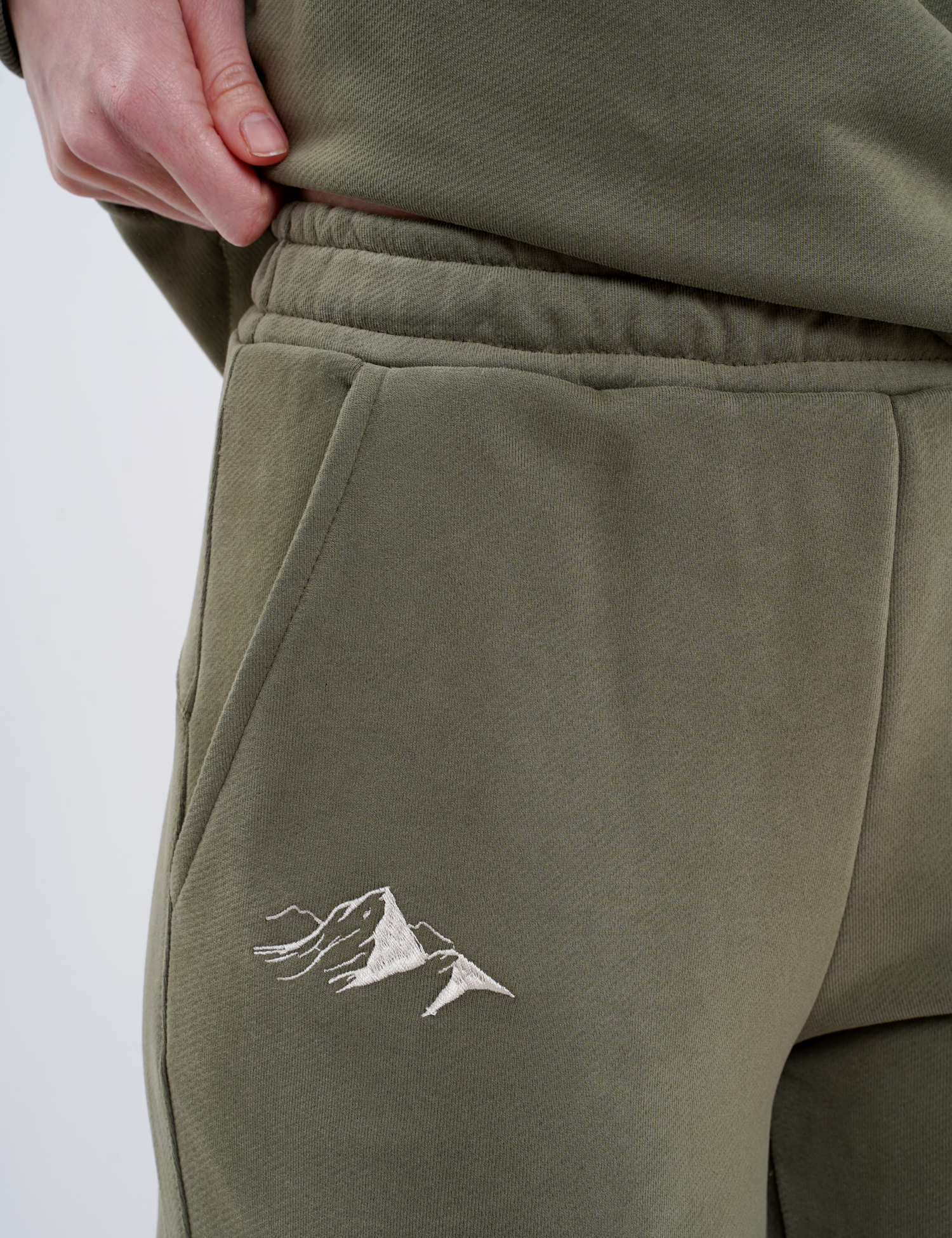 Картинка Трикотажний костюм зі світшотом на блискавці