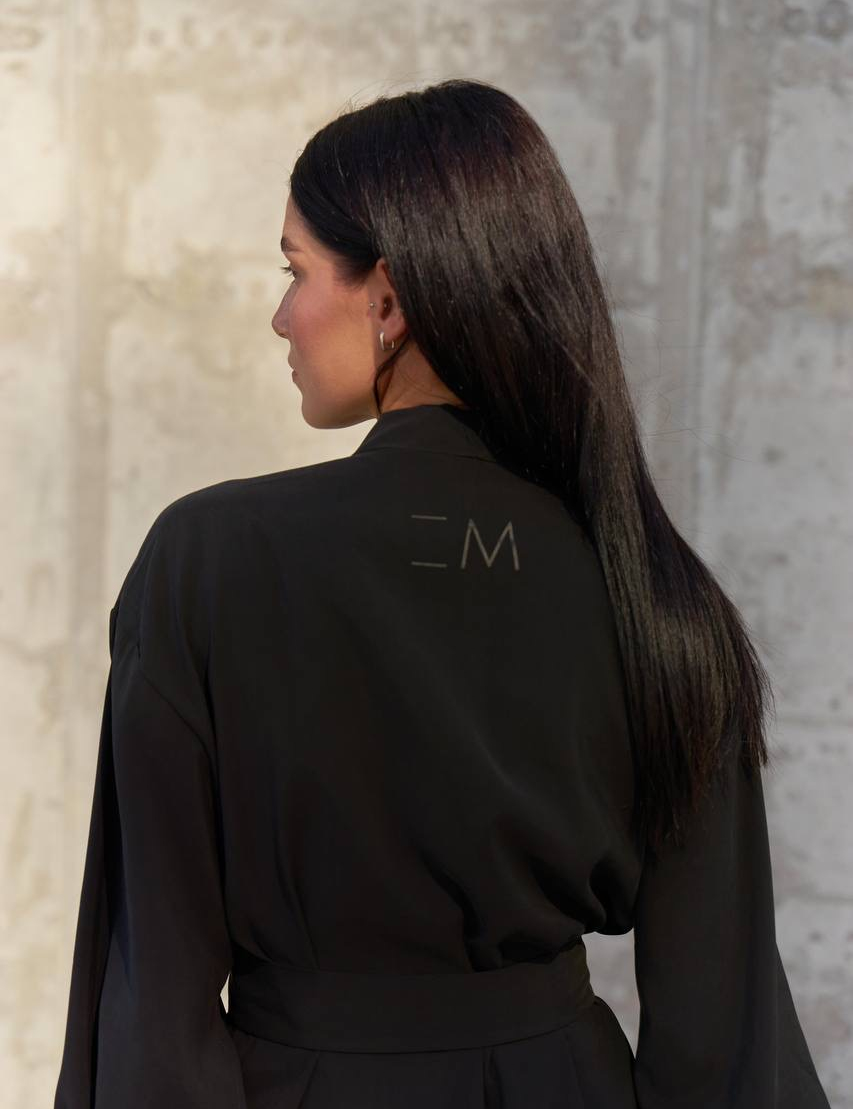 Картинка Чорне кімоно з поясом