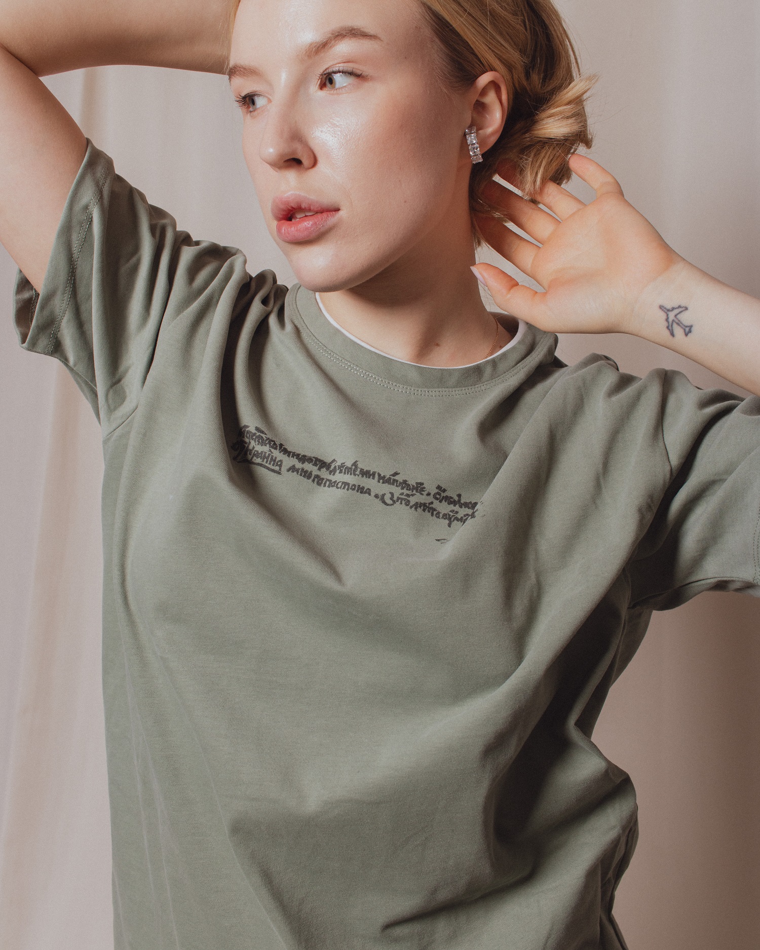 Картинка Футболка світло-зелена