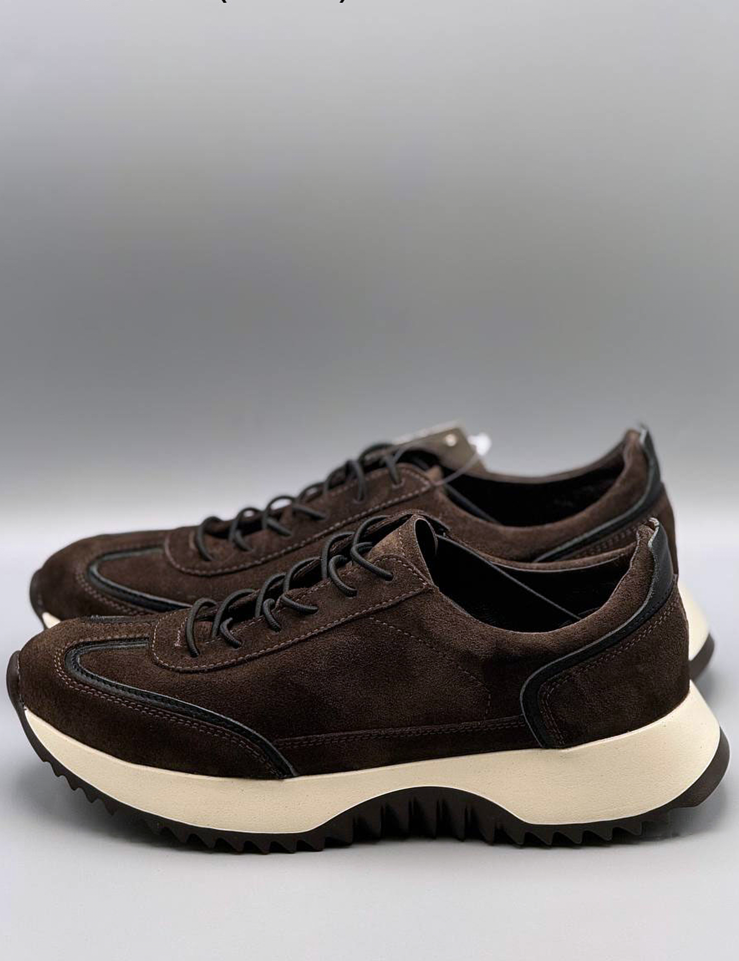 Картинка Кросівки коричневі