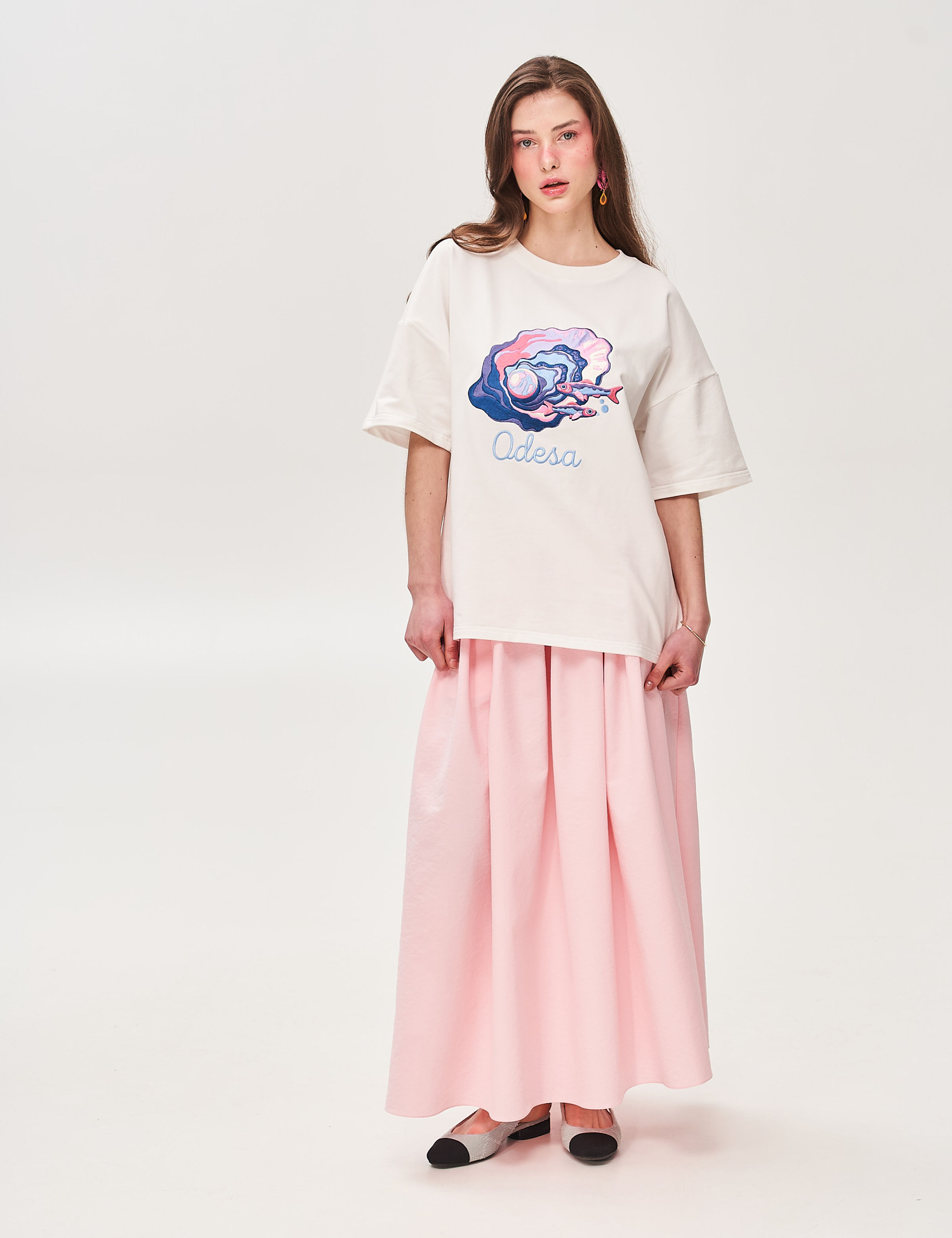 Картинка Футболка з вишивкою "Перлина Одеси"