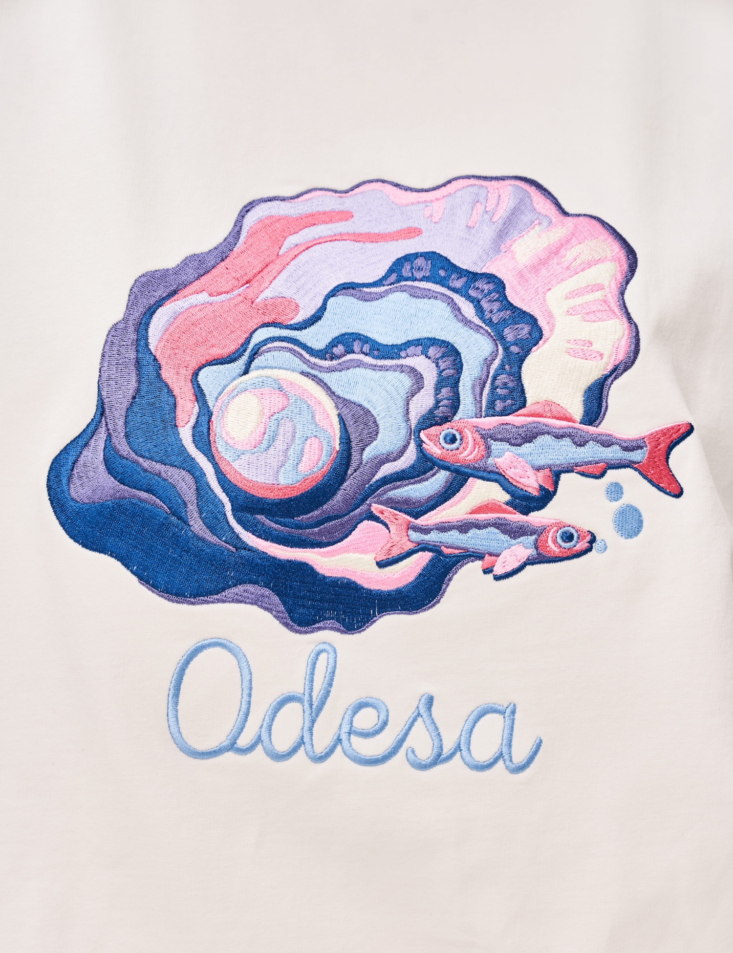 Картинка Футболка з вишивкою "Перлина Одеси"