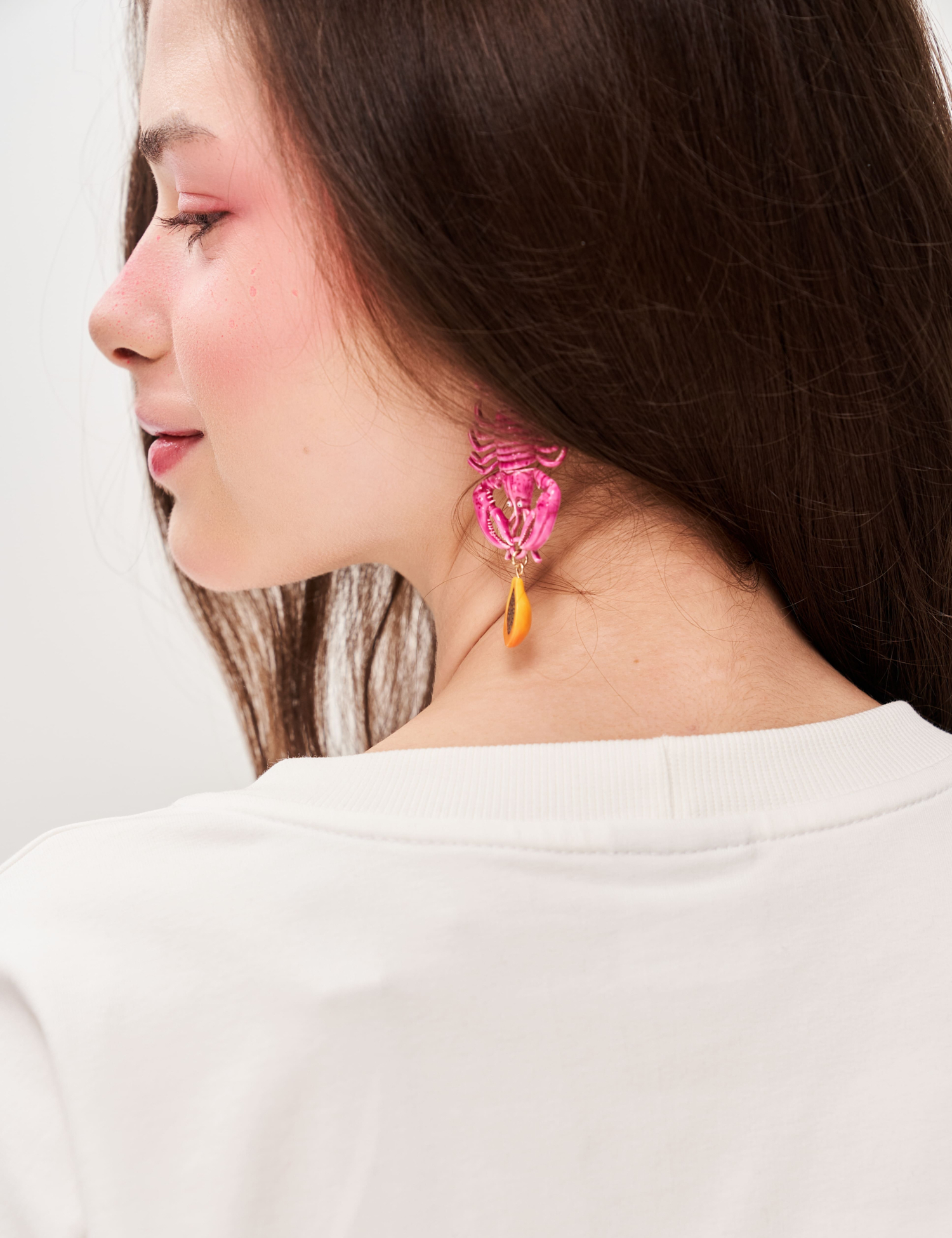 Картинка Футболка з вишивкою "Перлина Одеси"