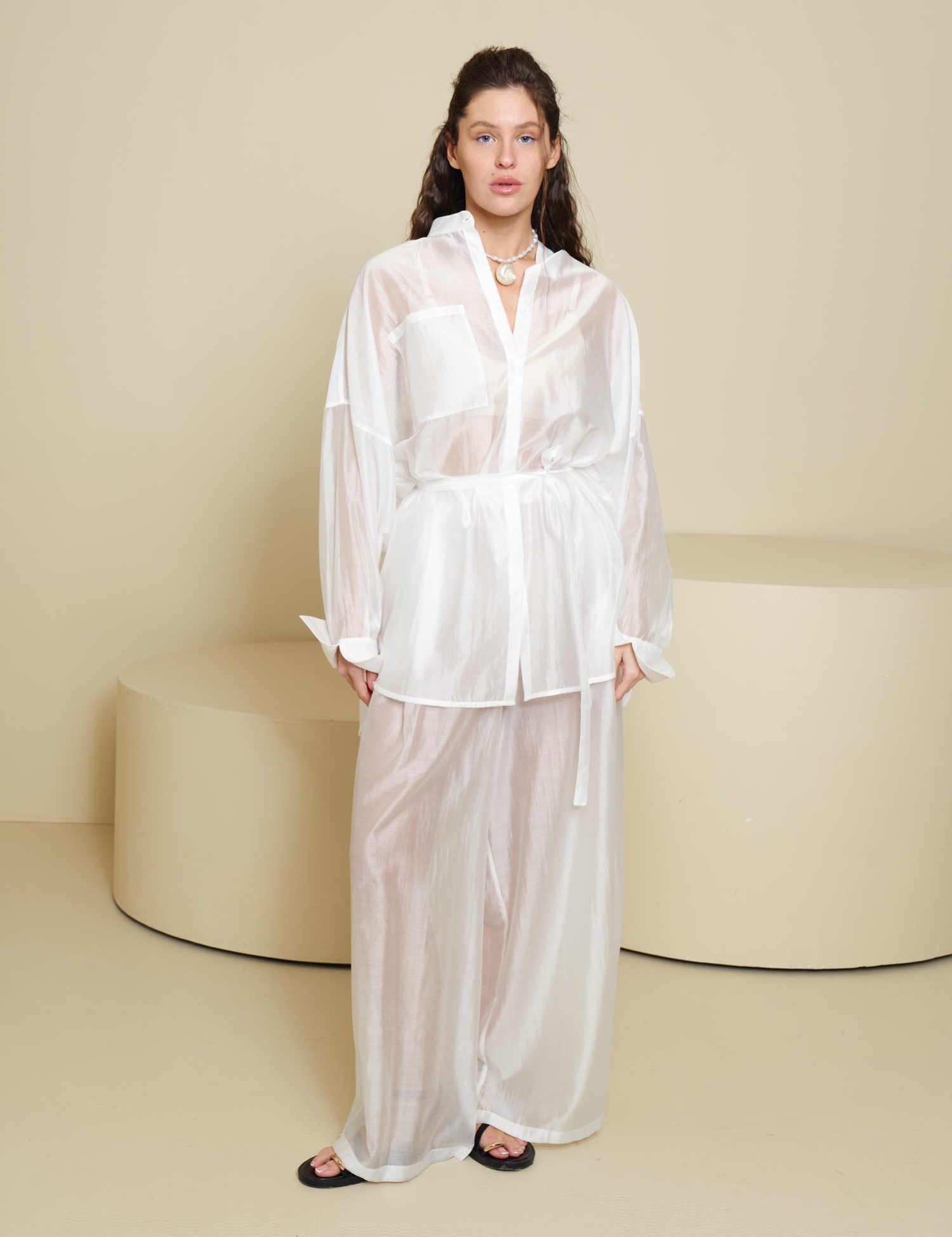 Картинка Сорочка батист подовжена біла