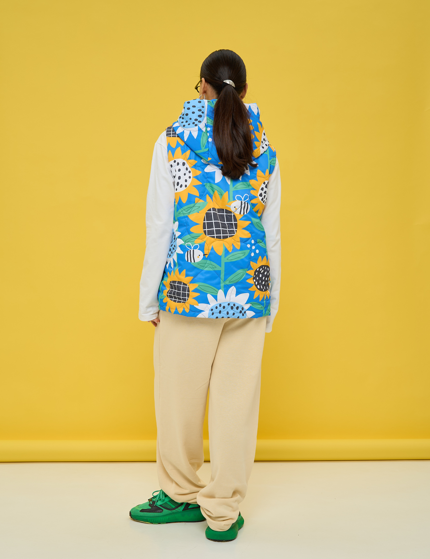 Картинка Стьобана утеплена жилетка в насичено‑синій гамі