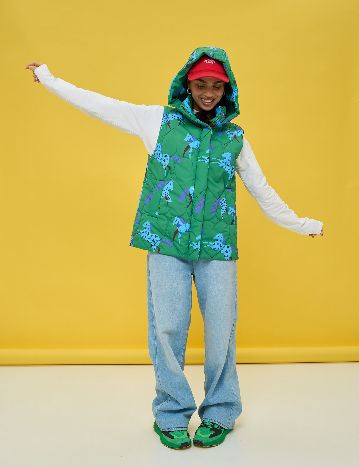 Картинка Жилетка у насиченому зеленому кольорі