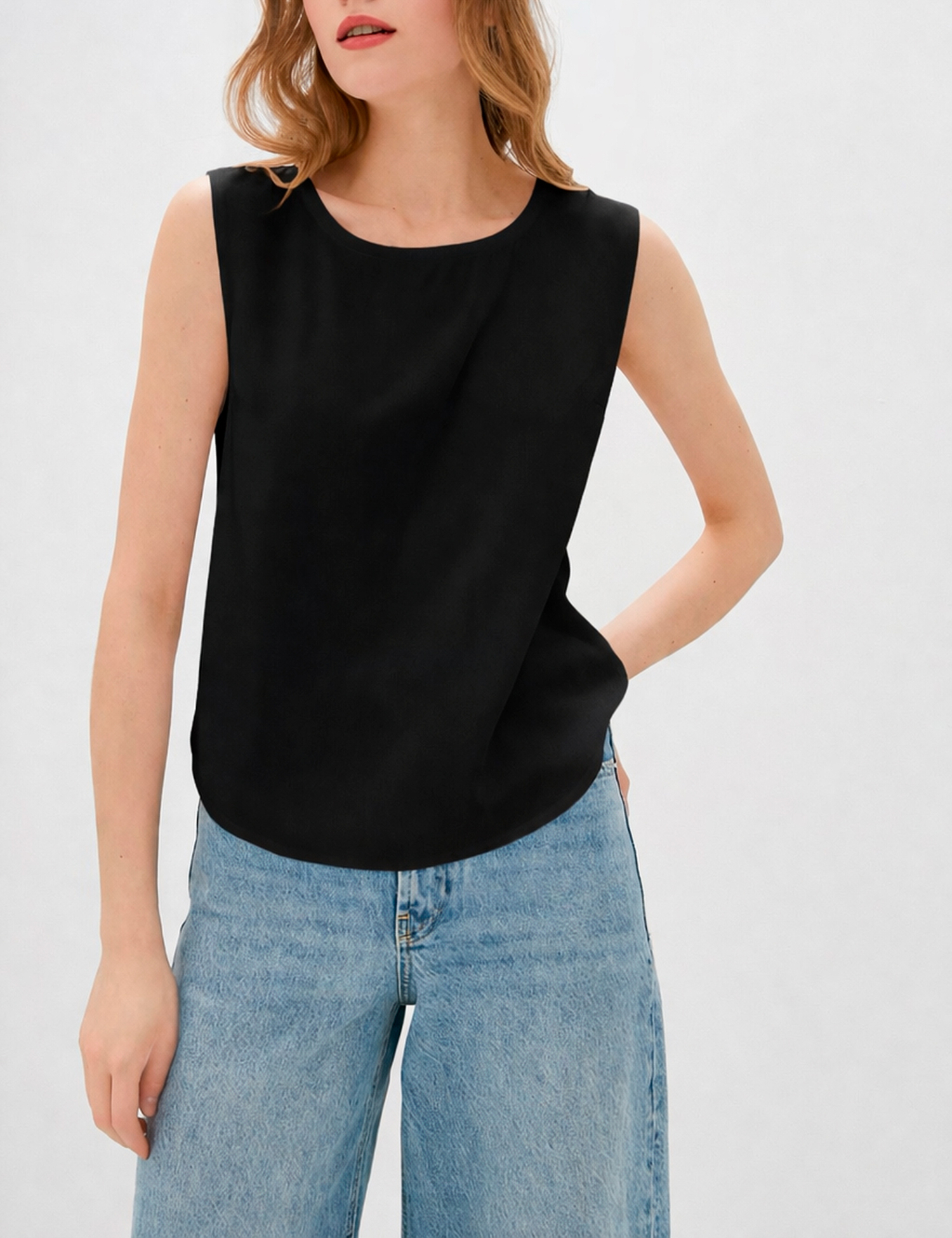 Картинка Топ чорний