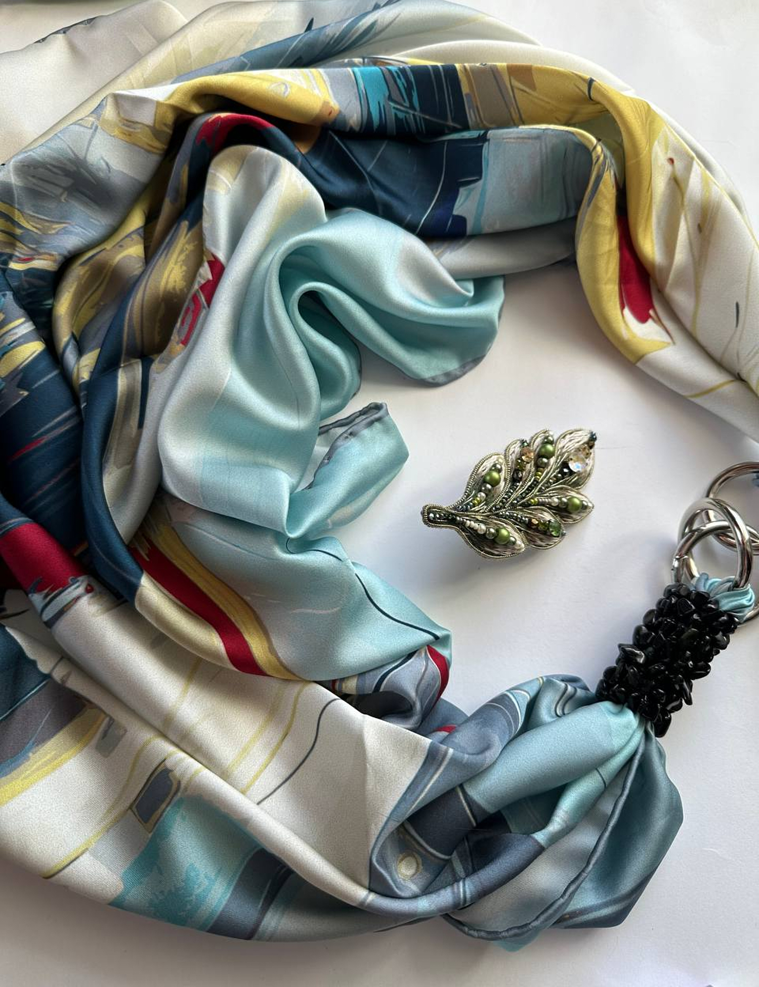 Картинка Дизайнерська шовкова хустка "Морський бриз"