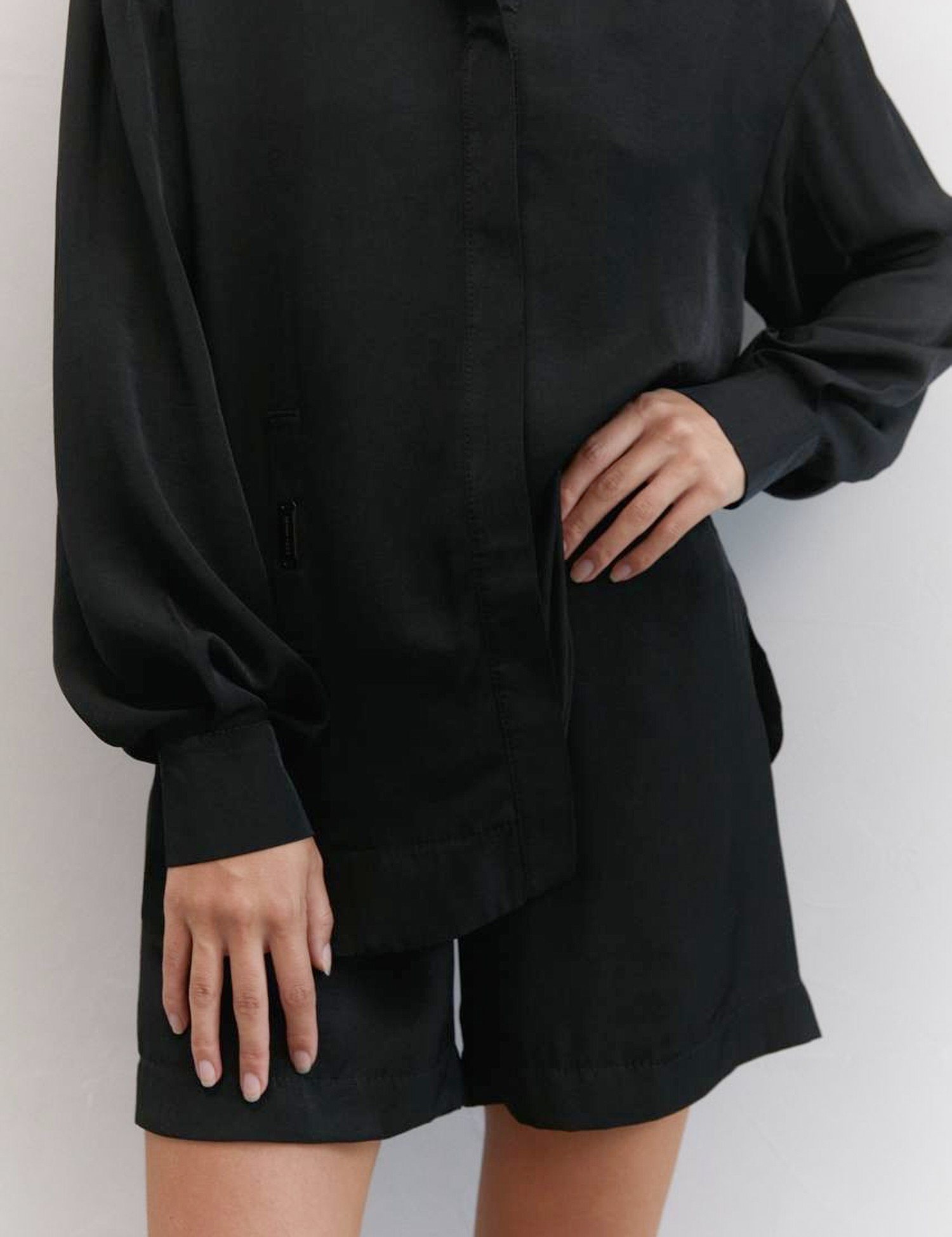 Картинка Сорочка чорна