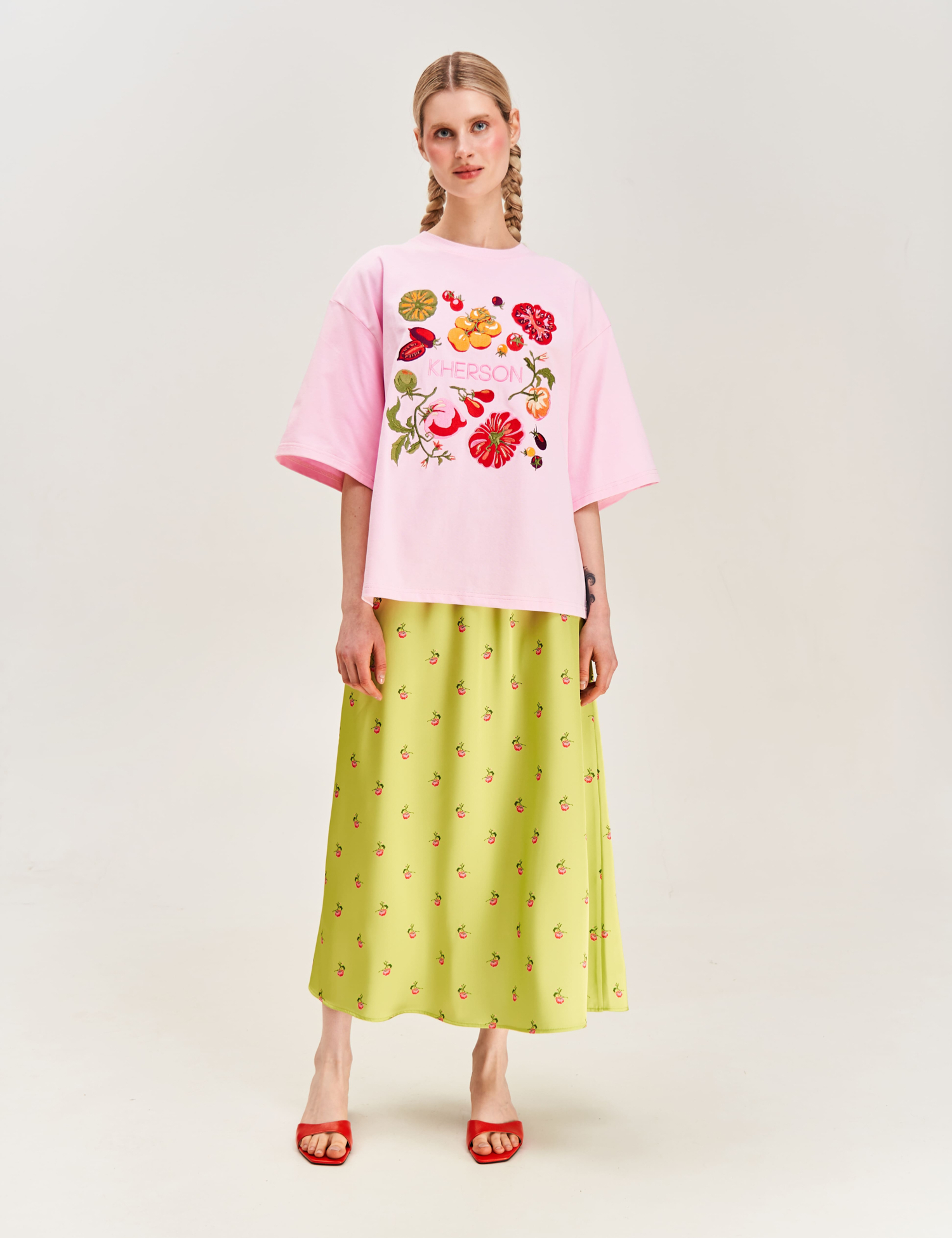 Картинка Спідниця принтована "Херсонські помідори" зелена
