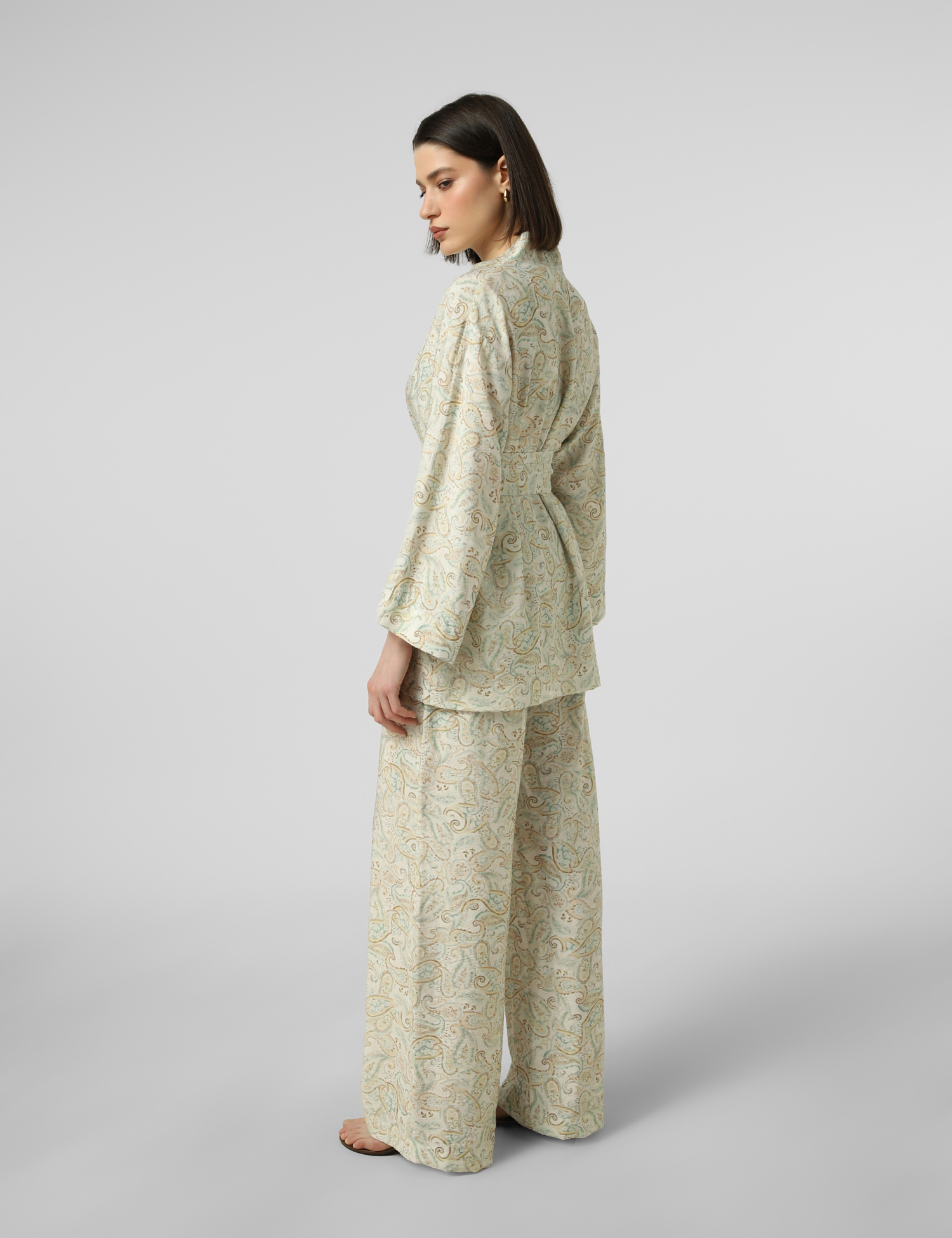 Картинка Літнє кімоно з перським візерунком на запах