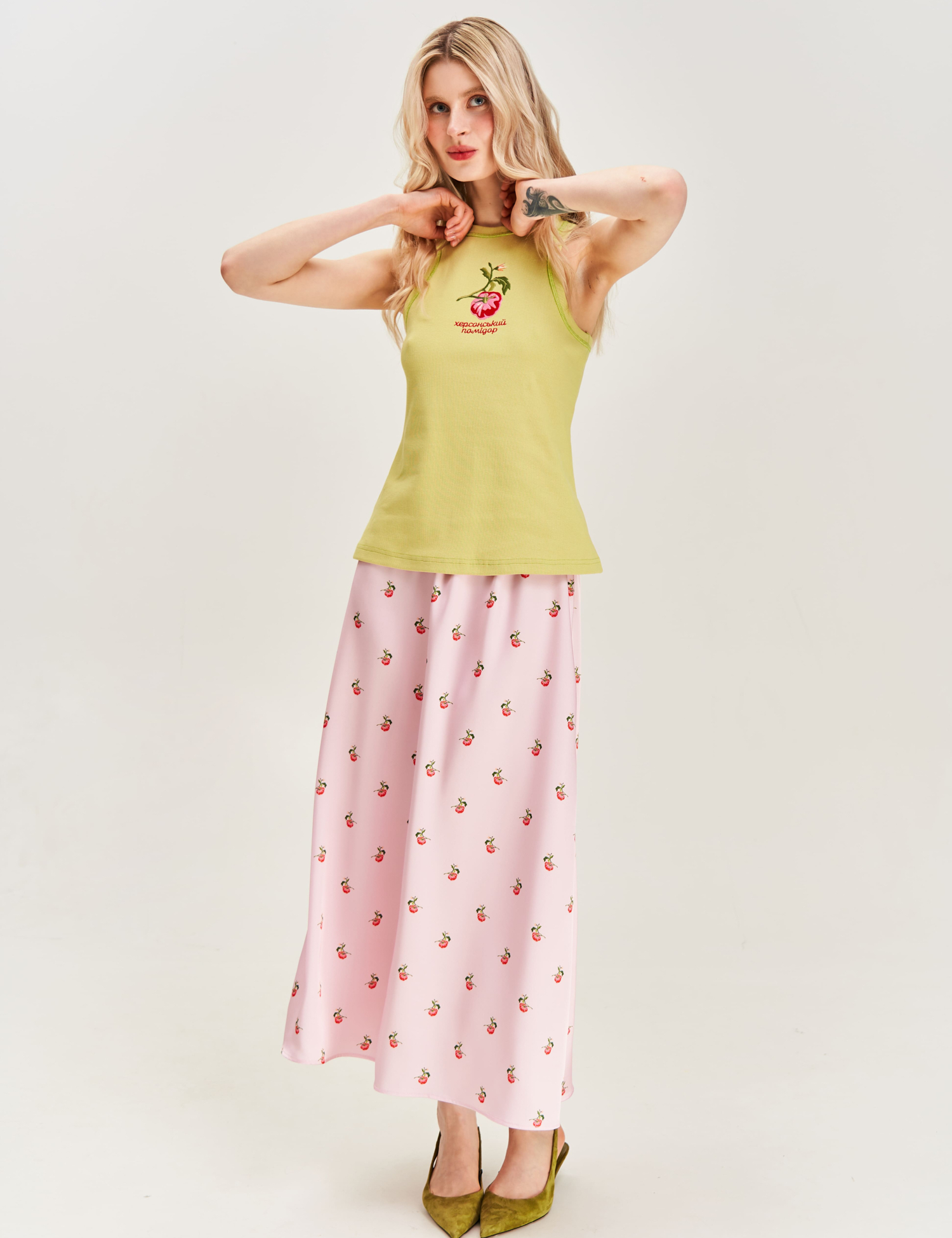 Картинка Спідниця принтована "Херсонські помідори" рожева