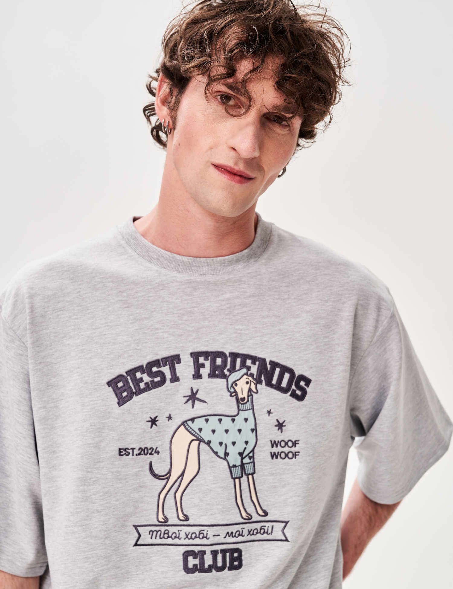 Картинка Футболка з аплікацією "Best Friend's Club" пес модник