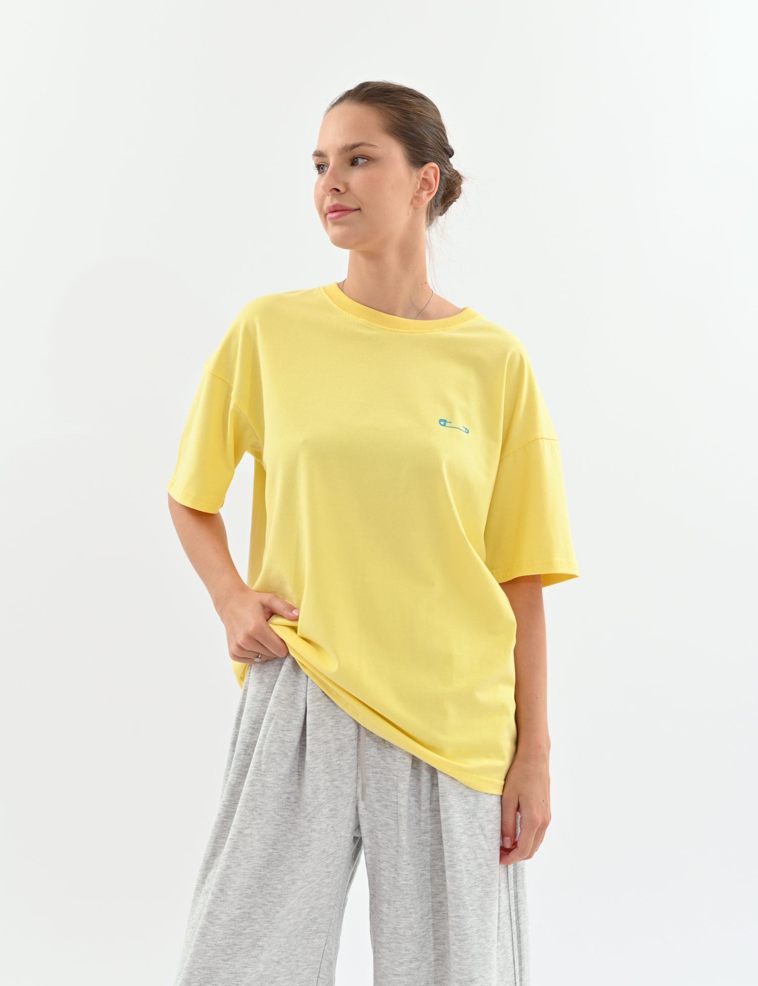 Картинка Футболка oversize з авторським принтом