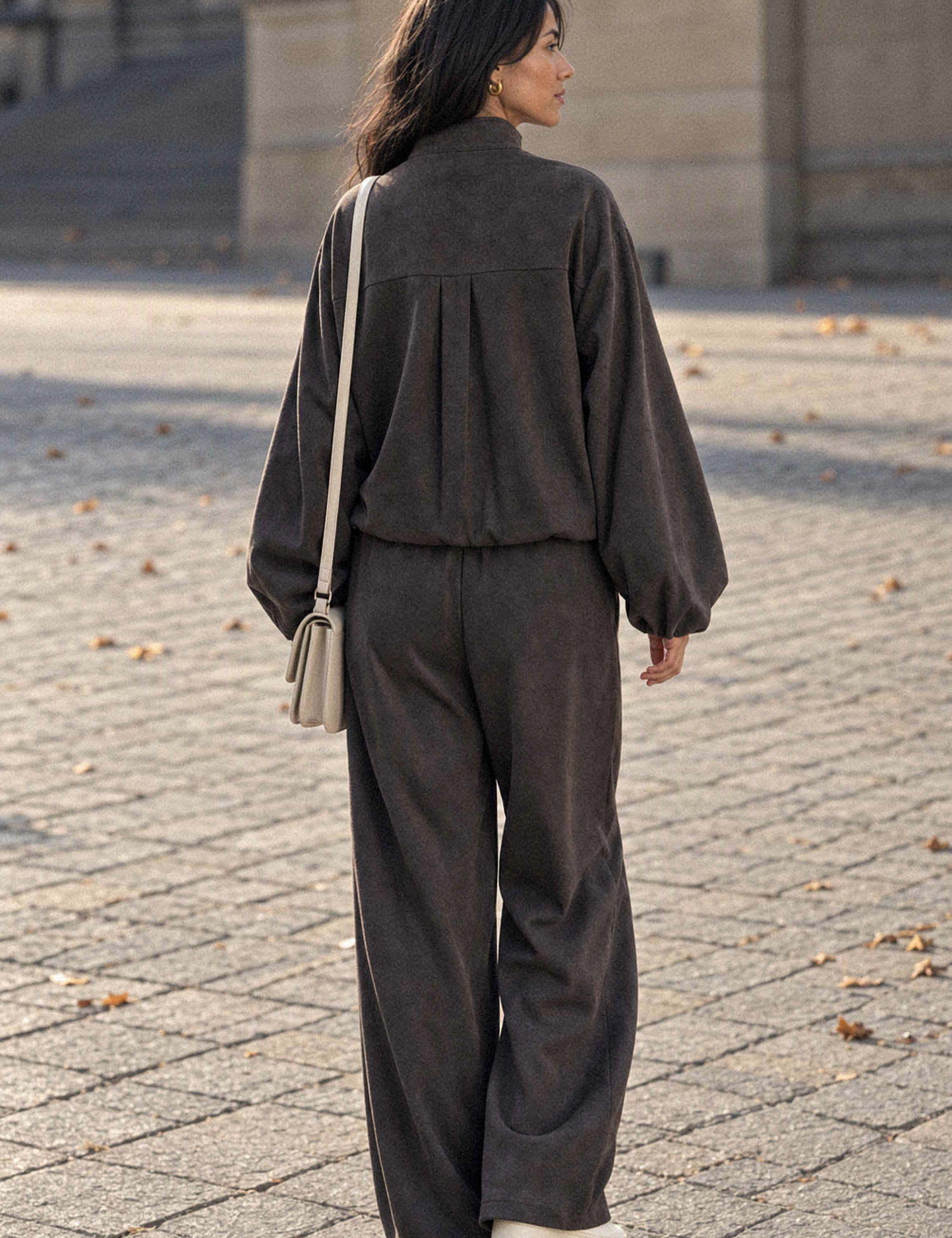 Картинка Бомбер oversize на блискавці коричневий