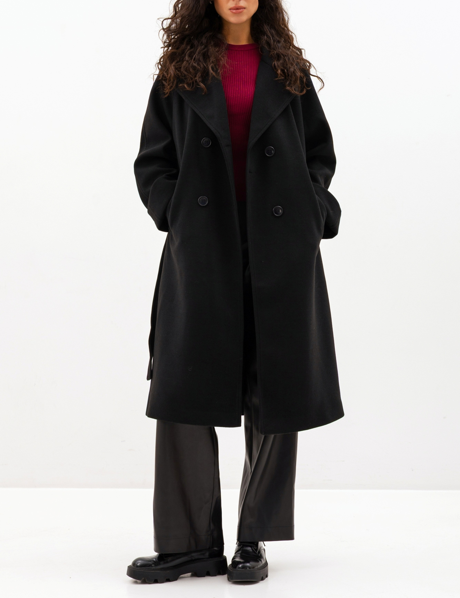Картинка Двобортне пальто oversize з поясом