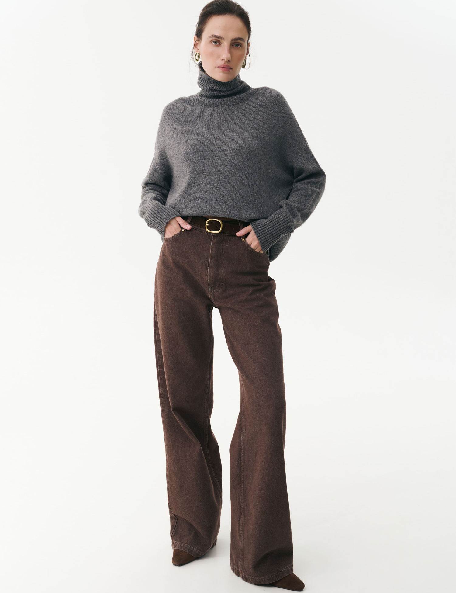 Картинка Светр oversize з високою горловиною сірий