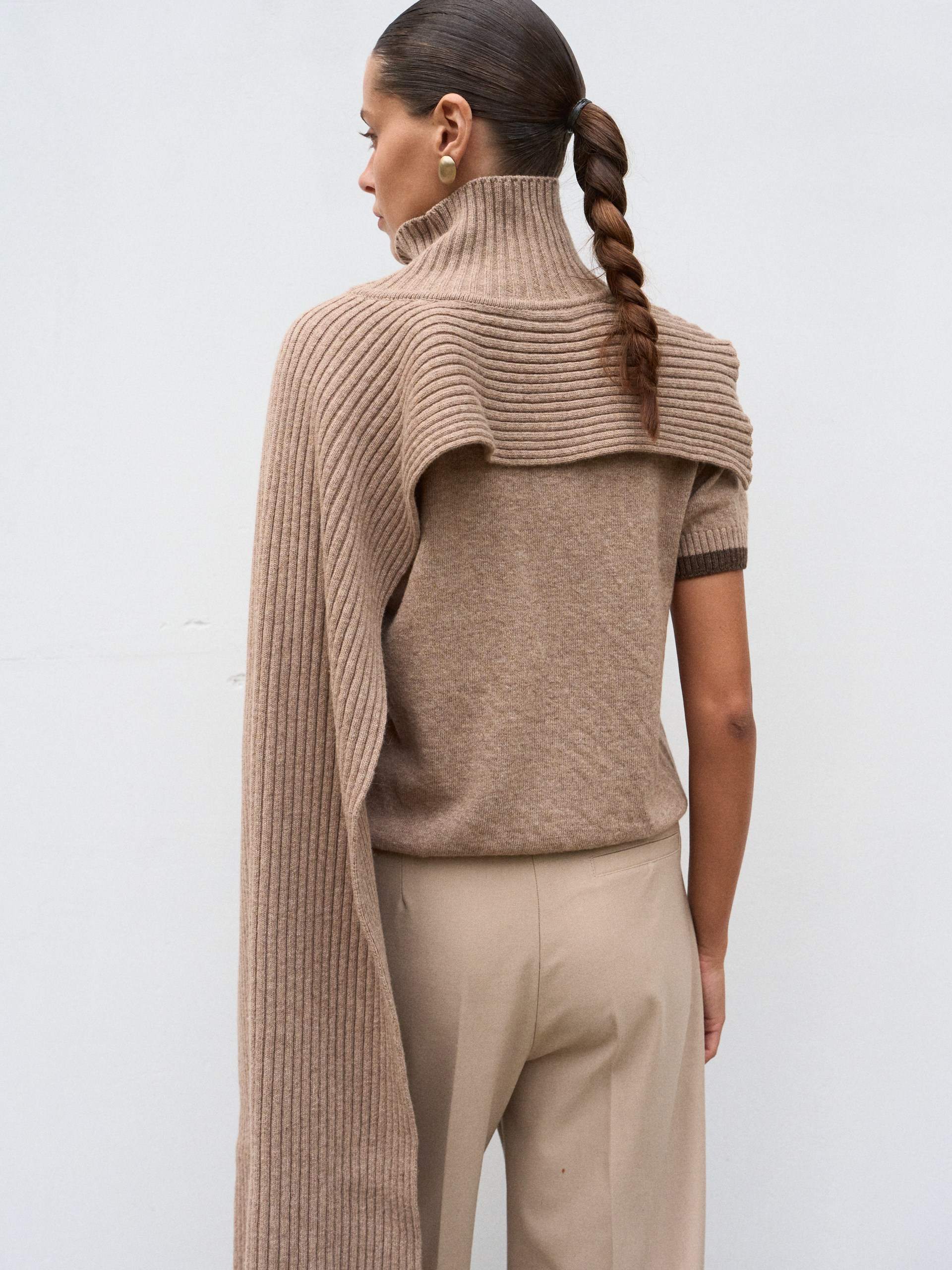 Картинка Асиметричний шарф SOUL