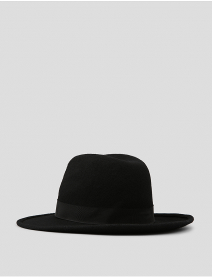 Image Жіночий чорний капелюх