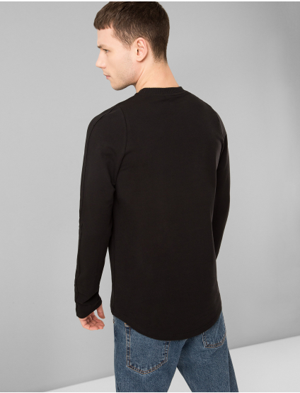 Картинка Чоловічий чорний лонгслів