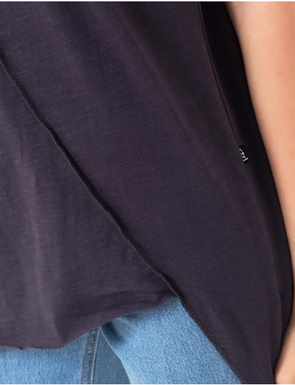 Картинка Жіноча сіра футболка
