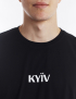Картинка Чорна футболка з білим написоп Kyїv