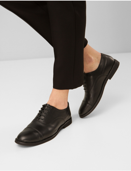 Картинка Жіночі чорні шкіряні туфлі 