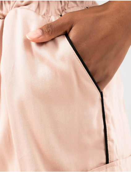 Картинка Жіночі бежеві шорти