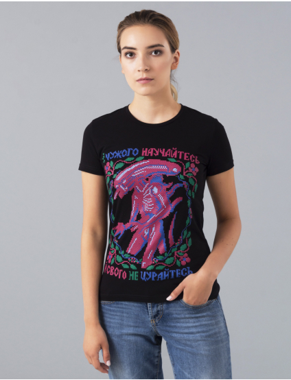 Image Жіноча чорна футболка з принтом