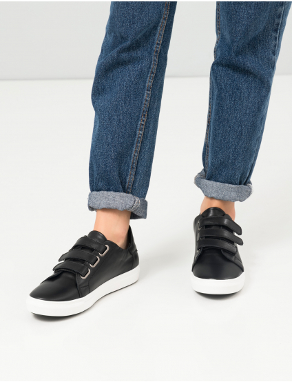 Картинка Жіночі чорні шкіряні кеди