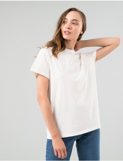 Картинка Жіноча біла футболка