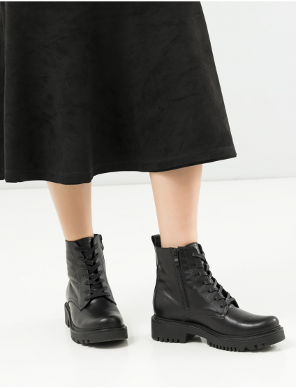 Image Жіночі чорні шкіряні чоботи