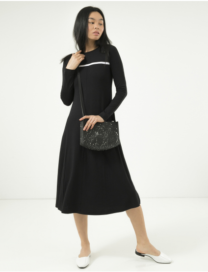 Картинка Чорна сукня А-силуету