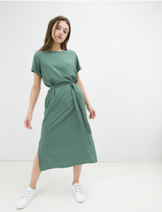 Картинка Зелена сукня з поясом