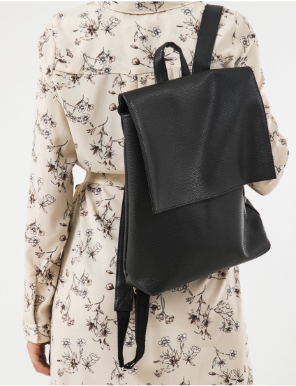 Картинка Жіночий чорний рюкзак