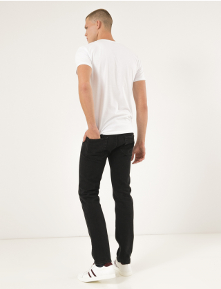 Картинка Чоловіча біла футболка з принтом