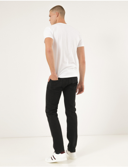 Картинка Чоловіча біла футболка з принтом