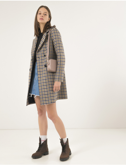 Картинка Жіночий чорний лонгслів з відкритими плечима