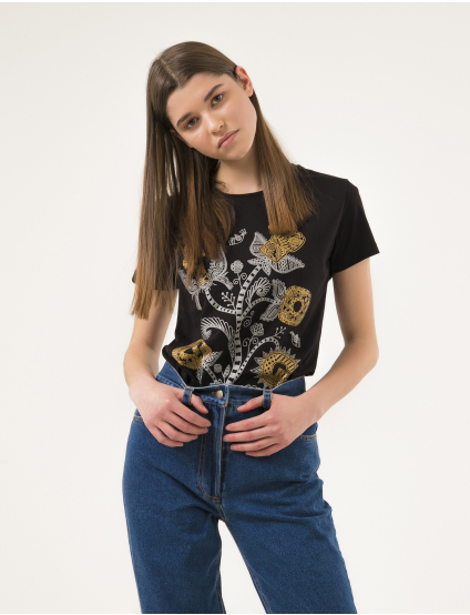 Картинка Футболка чорна з принтом