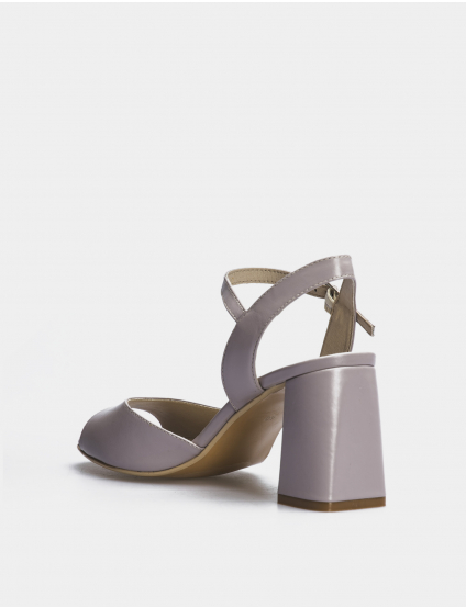 Картинка Жіночі бузкові шкіряні босоніжки