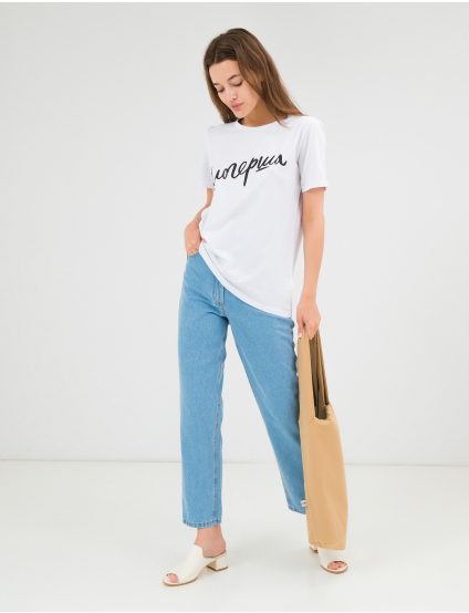 Картинка Жіноча біла футболка з принтом