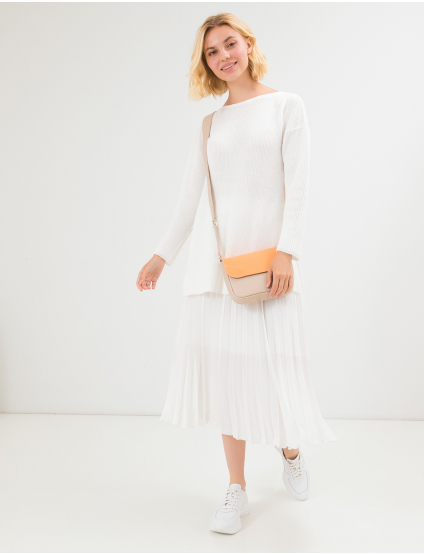 Картинка Жіноча біла трикотажна кофта