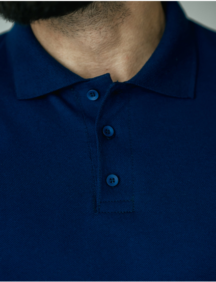 Картинка Темно-синє поло з довгим рукавом