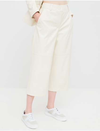 Картинка Жіночі білі кюлоти з екошкіри